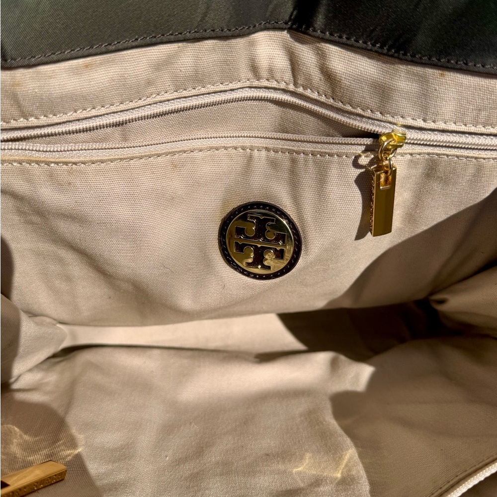 Vintage Tory Burch Nylon & Patent Leather Tote Bag - Picture 7 of 11